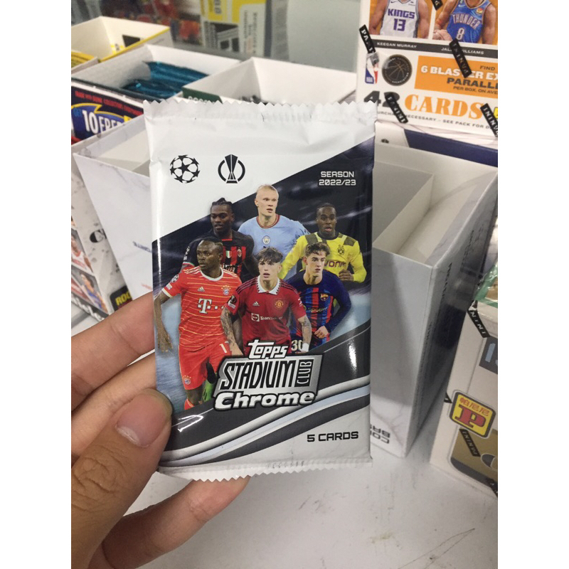 Gói thẻ Topps Stadium Chrome 2022/23 Blaster Pack