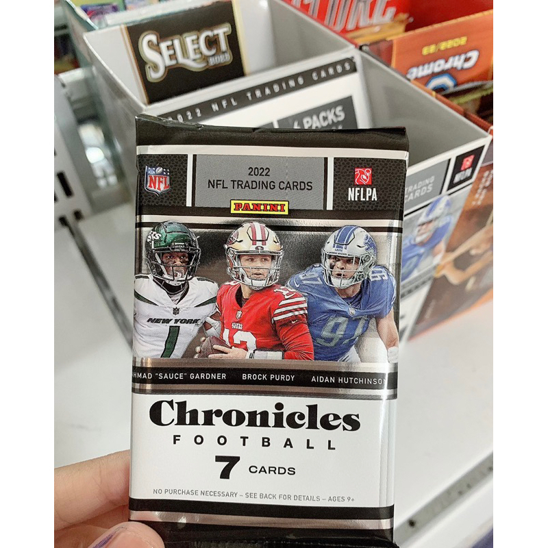 Gói thẻ bóng bầu dục NFL Chronicles 2022