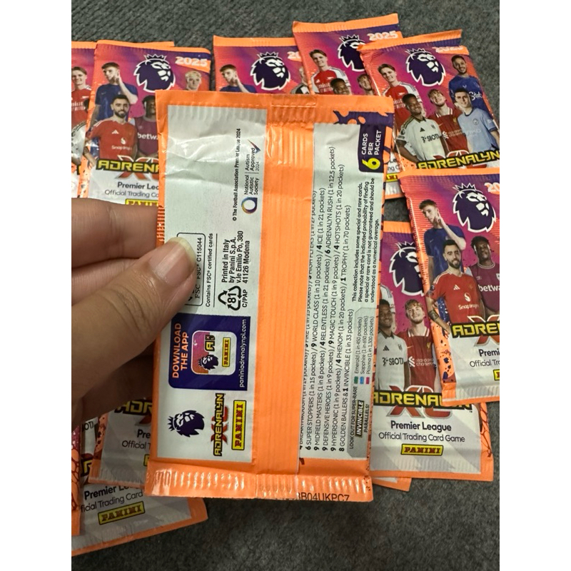 Gói thẻ bóng đá Panini Adrenalyn XL EPL 2024/25