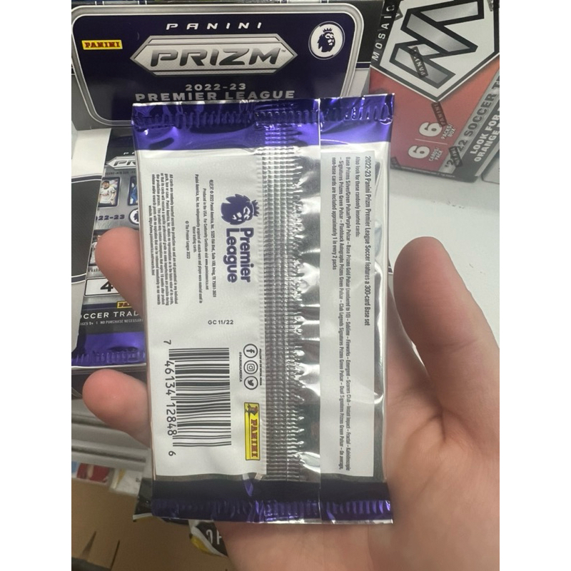 Gói Thẻ Bóng Đá Panini Prizm Epl Retail Pack 2022/23
