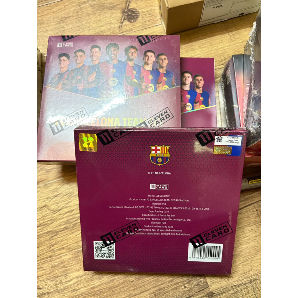 Hộp thẻ bóng đá Panini Barcelona Eleven 2024/25 Box