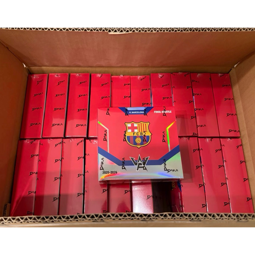 Hộp thẻ bóng đá DAKA Barcelona Box W 2025/26