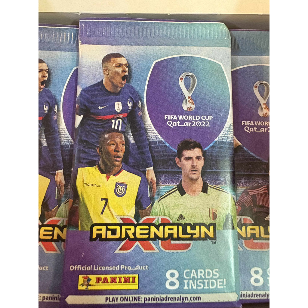 Gói thẻ bóng đá Panini Adrenalyn XL F1FA WC 2022