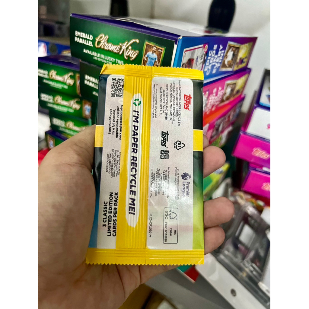 Gói thẻ bóng đá Limited Editon Topps Premier League 2025/26