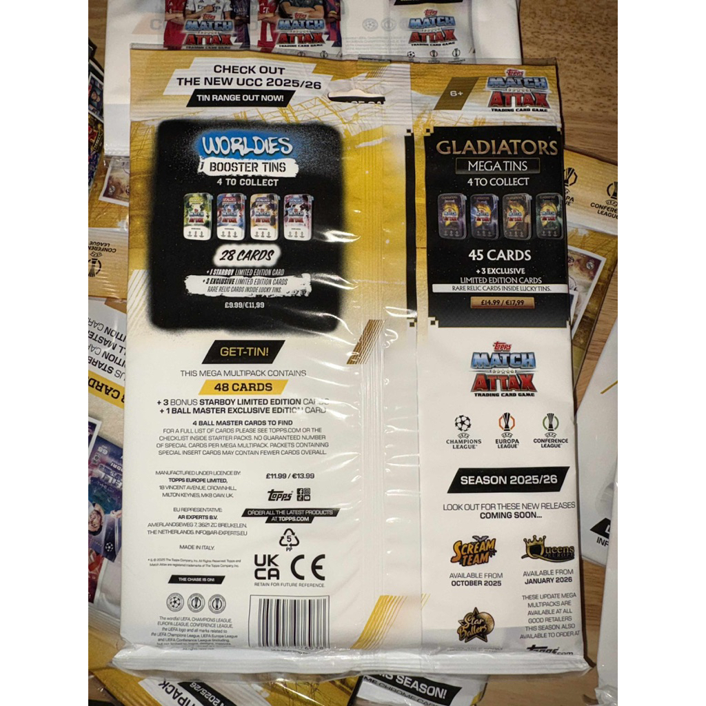 Gói thẻ bóng đá Topps Match Attax UCL Mega Multipack 2025/26