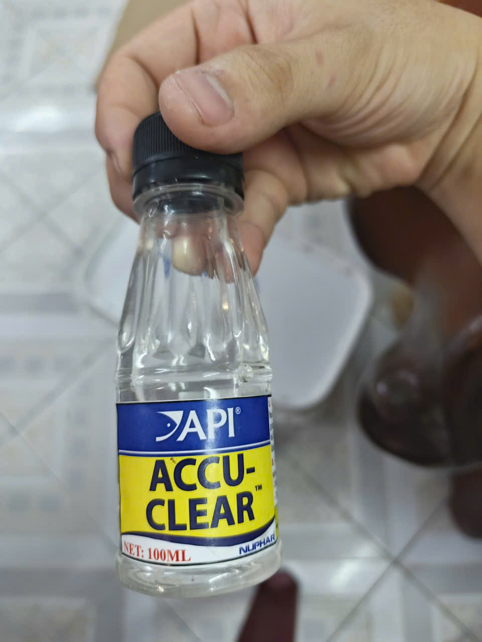 API Accu-Clear – Dung Dịch Làm Trong Nước Hồ Cá, Kết Tụ Cặn Bẩn, Khử Đục Nước (50ml | 100ml)