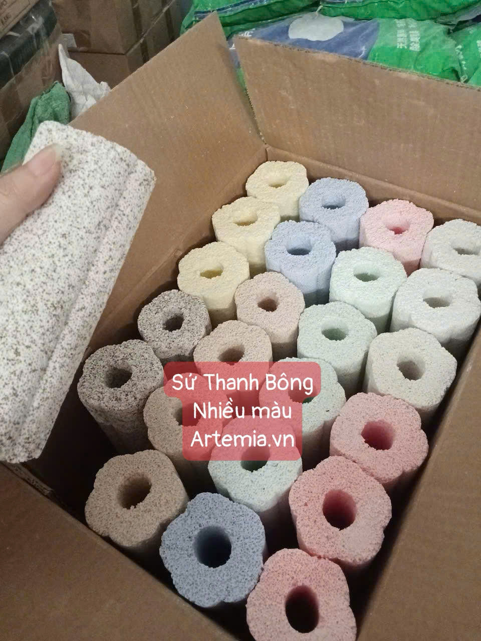 Thùng 24 cái Sứ Thanh Ngũ Sắc Sakura 16x6cm - Vật Liệu Lọc Cao Cấp Dùng Cho Hồ Cá Thủy Sinh