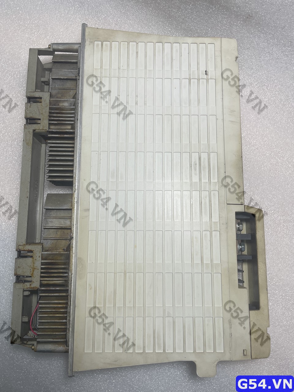 MDS-C1-V2-2020 MITSUBISHI SERVO DRIVER UNIT 2.0KW