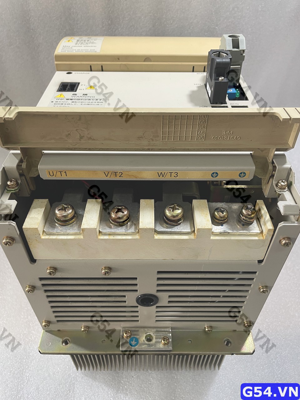 INVERTER VS-626M5 30KW 200V (CIMR-M5N2030)