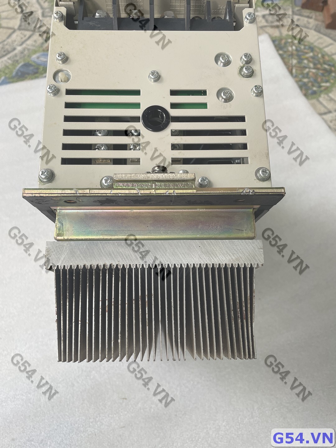 VS-626M5 ( CIMR-M5D2018 ) YASKAWA INVERTER 200V CLASS 3PH 18.5KW