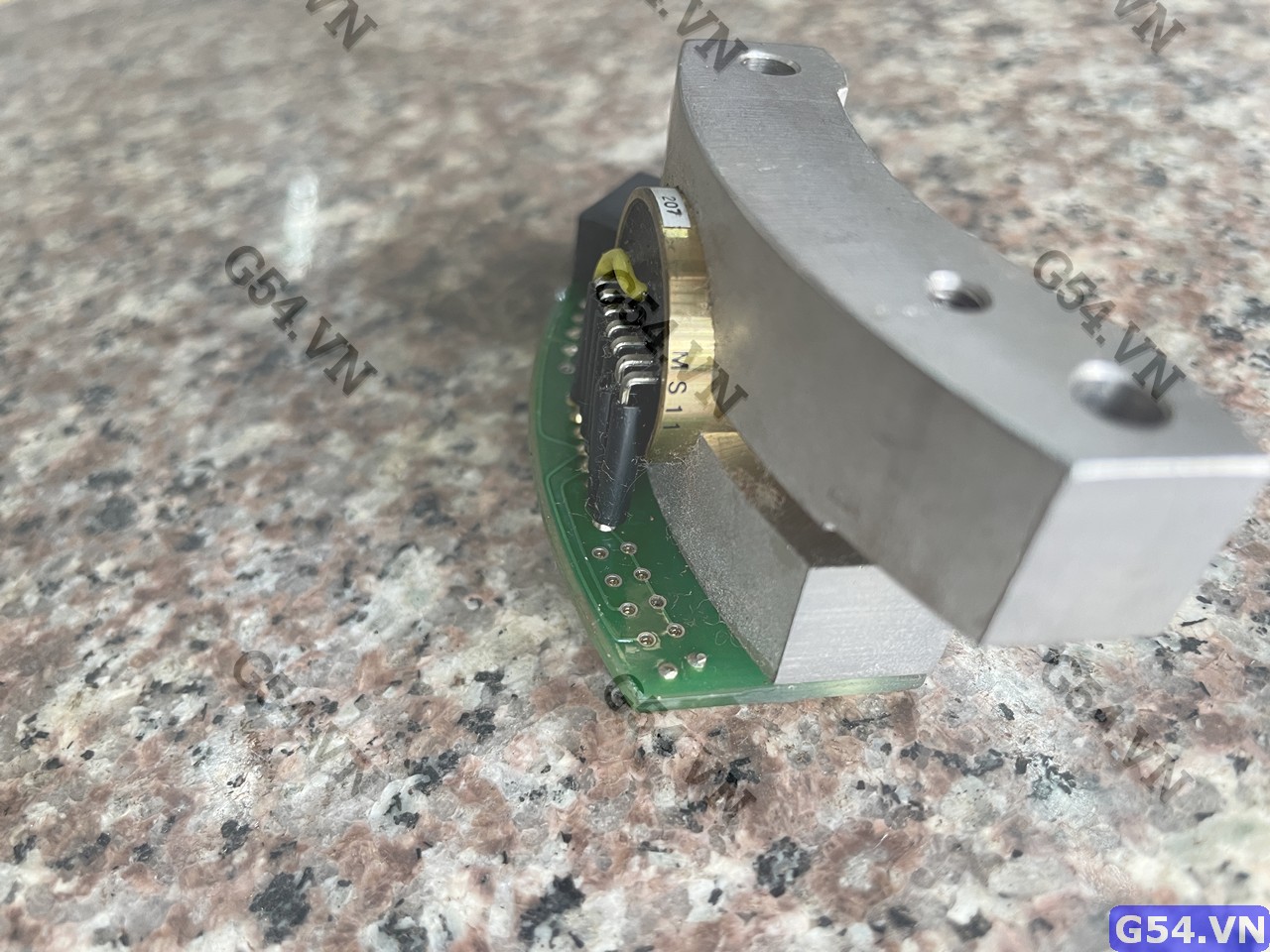 A20b-9000-0380 MẮT ĐỌC TỐC ĐỘ TRỤC CHÍNH FANUC (2 TẦNG CÓ XUNG Z)