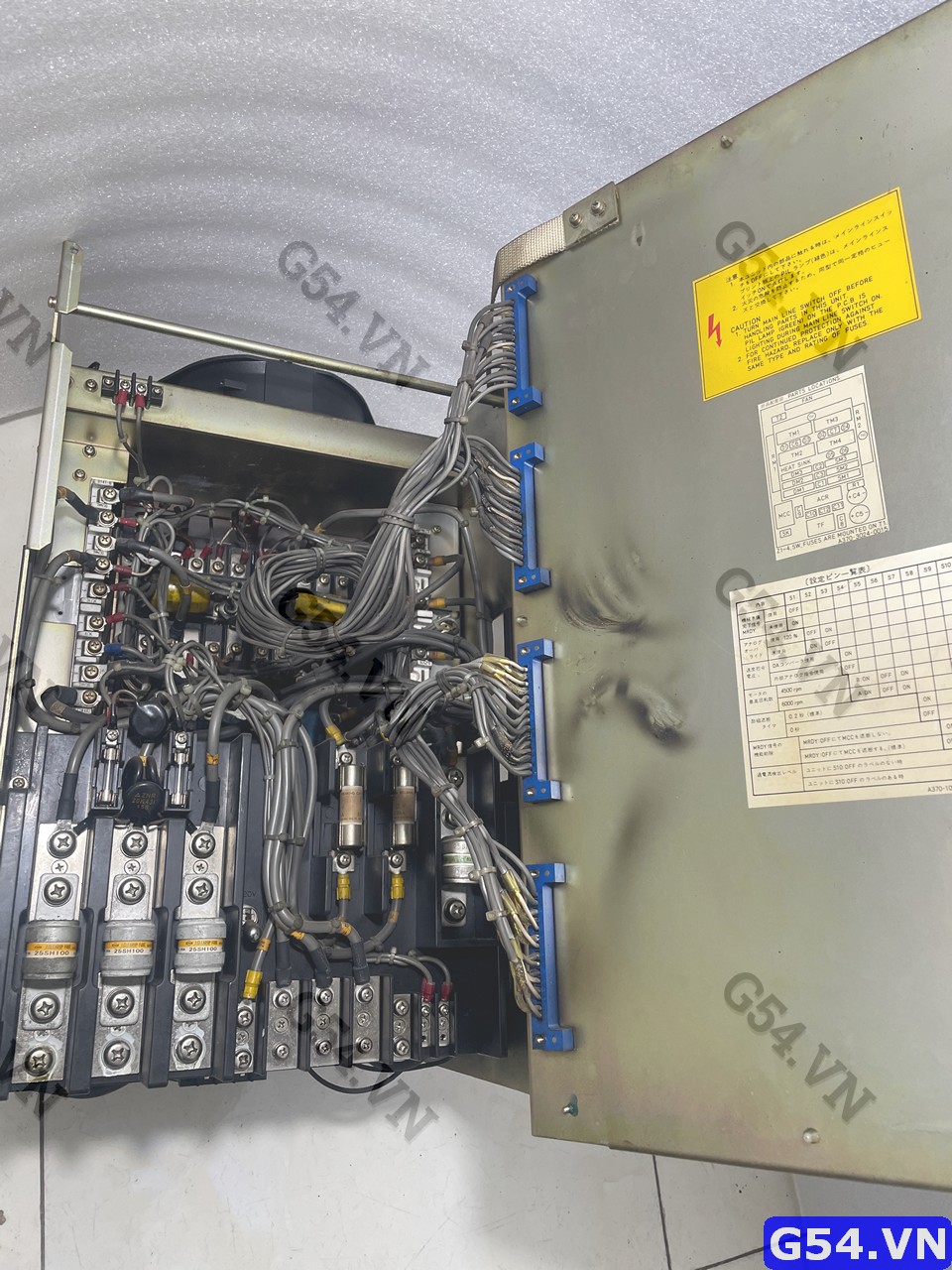 A06B-6044-H212 AC SPINDLE SERVO UNIT