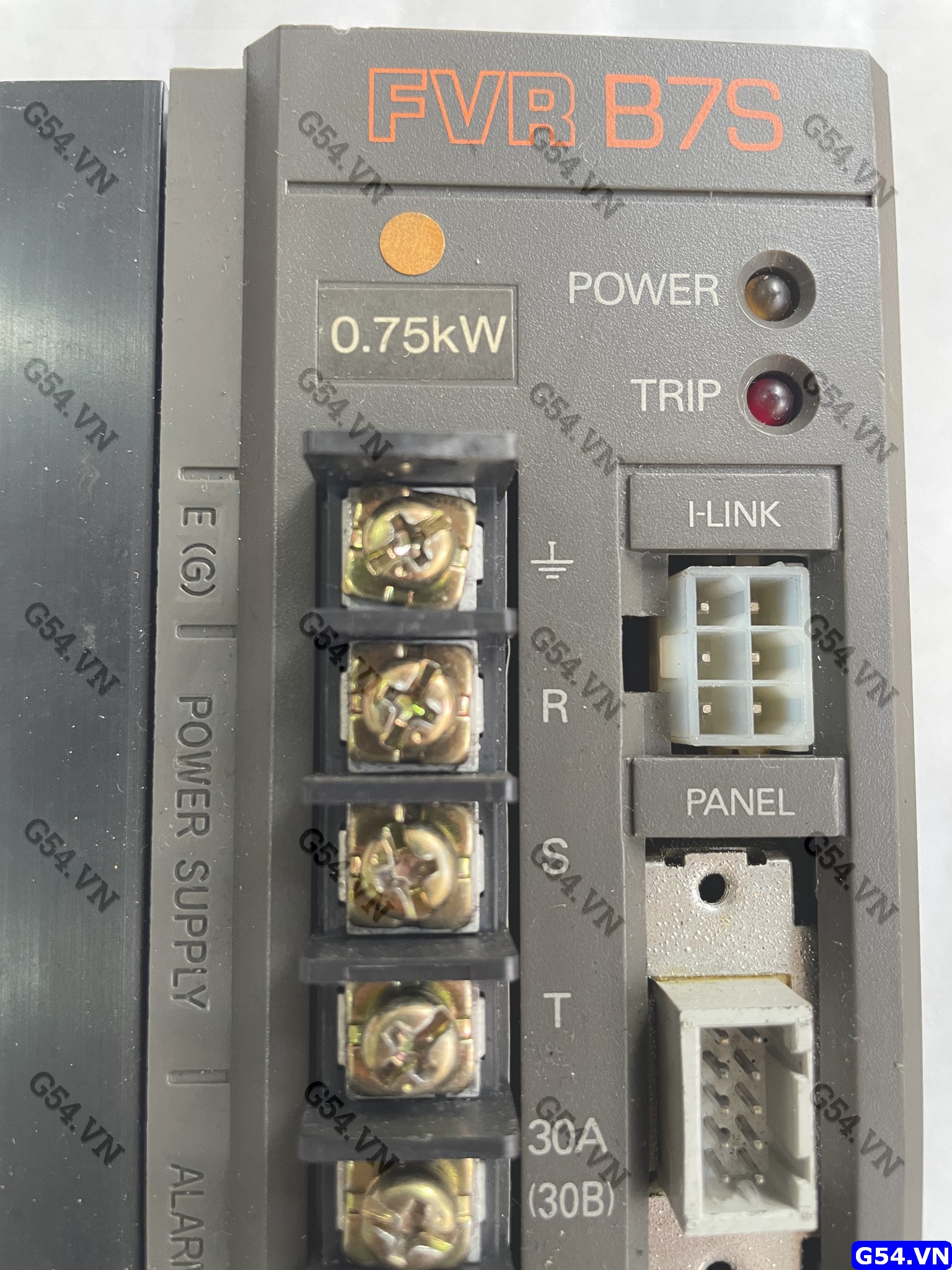 biến tần thay dao _FRV B7S 0.75KW