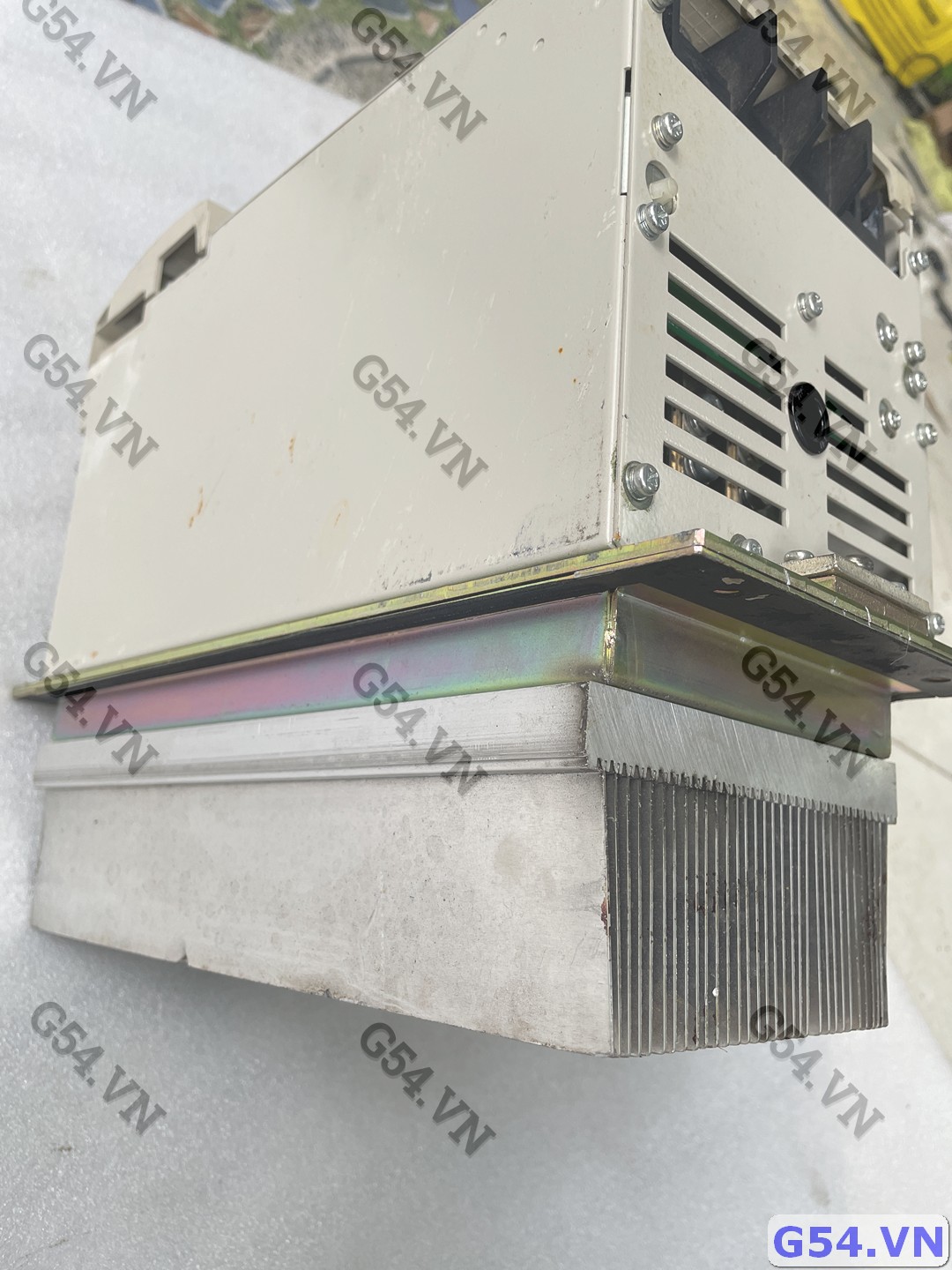 VS-626M5 ( CIMR-M5D2018 ) YASKAWA INVERTER 200V CLASS 3PH 18.5KW