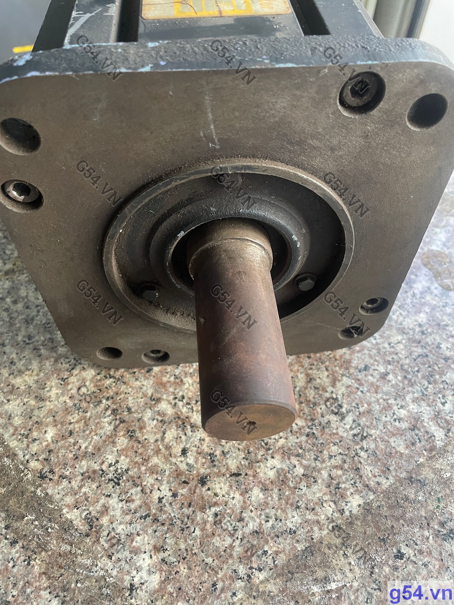 USAFED-20F B2 Yasnac AC Servo Motor (Kèm encoder 500UB) - Used
