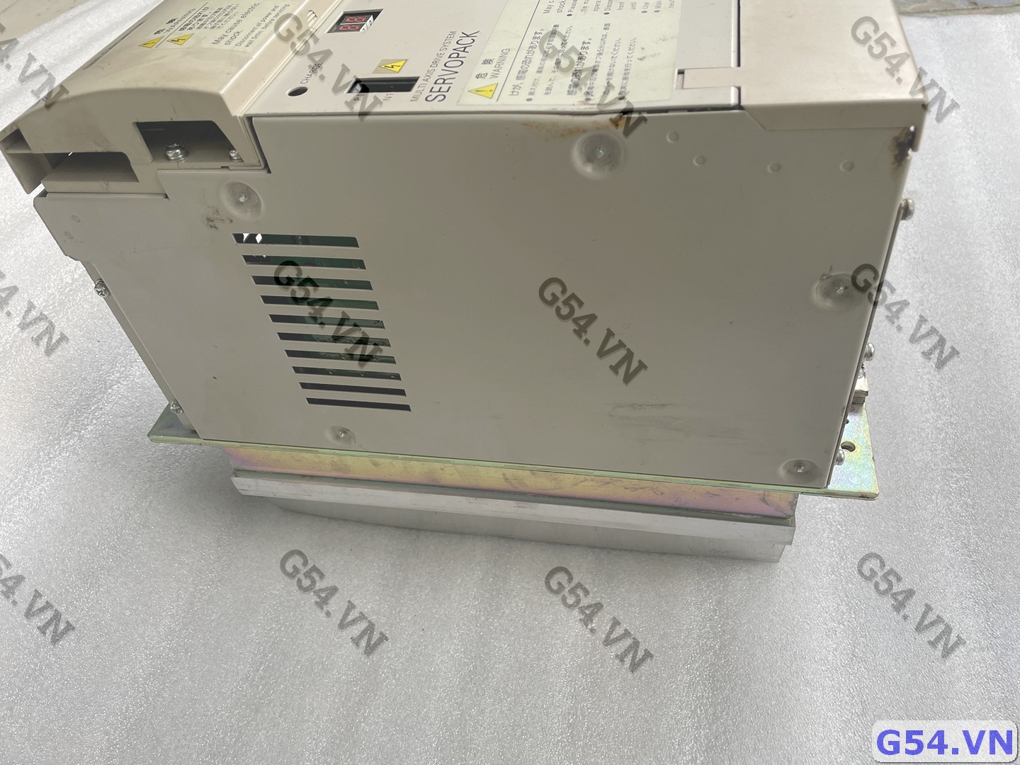 VS-656 MR5 ( CIMR-MR5D2015 ) YASKAWA CONVERTER 200V CLASS 3PH 15KW