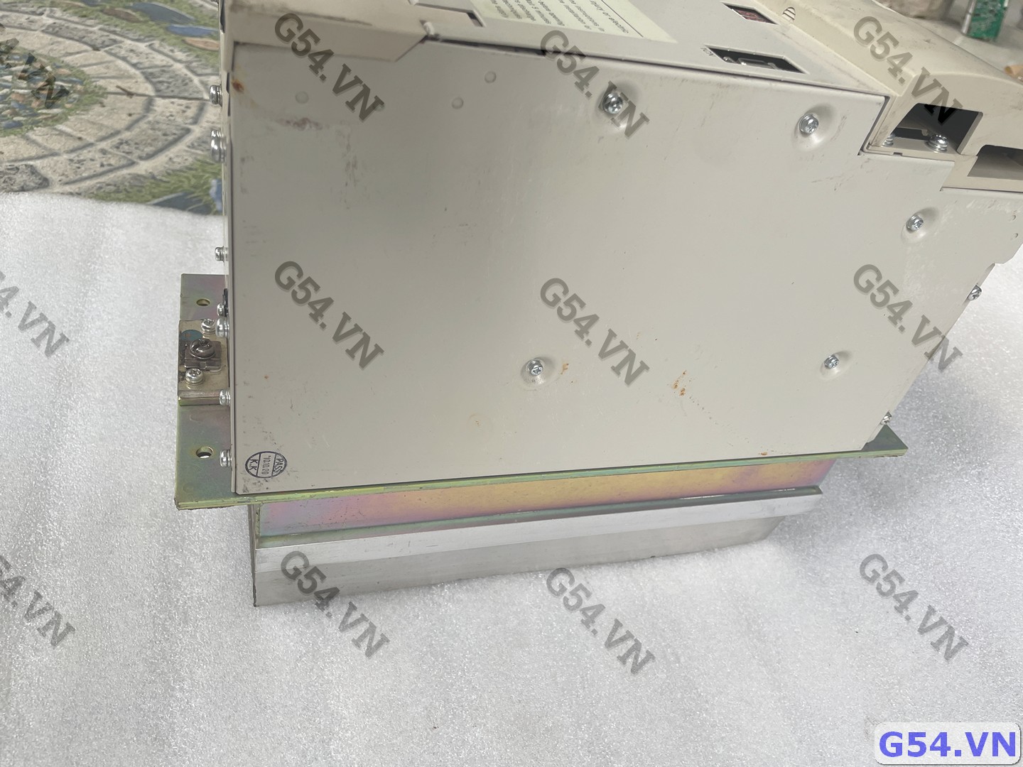 VS-656 MR5 ( CIMR-MR5D2015 ) YASKAWA CONVERTER 200V CLASS 3PH 15KW