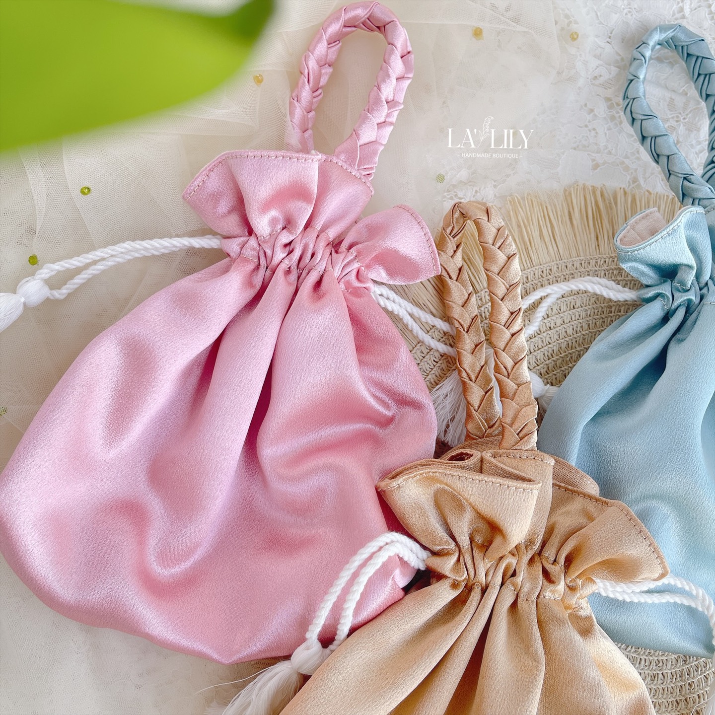 Túi Lụa Rút Dây ( Phối mặc áo dài, pháp phục)