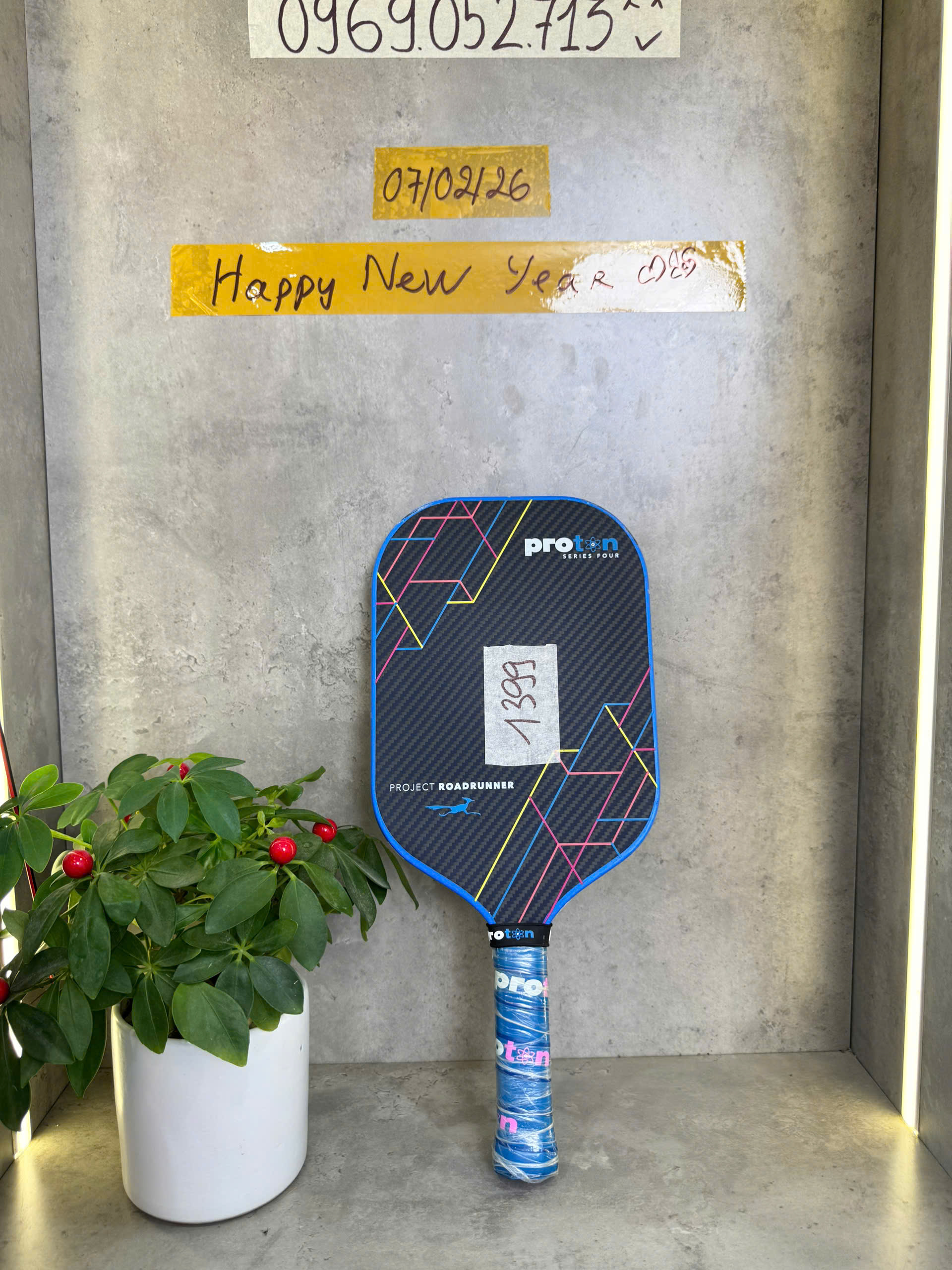 Vợt Pickleball Cũ Lướt Trên Website