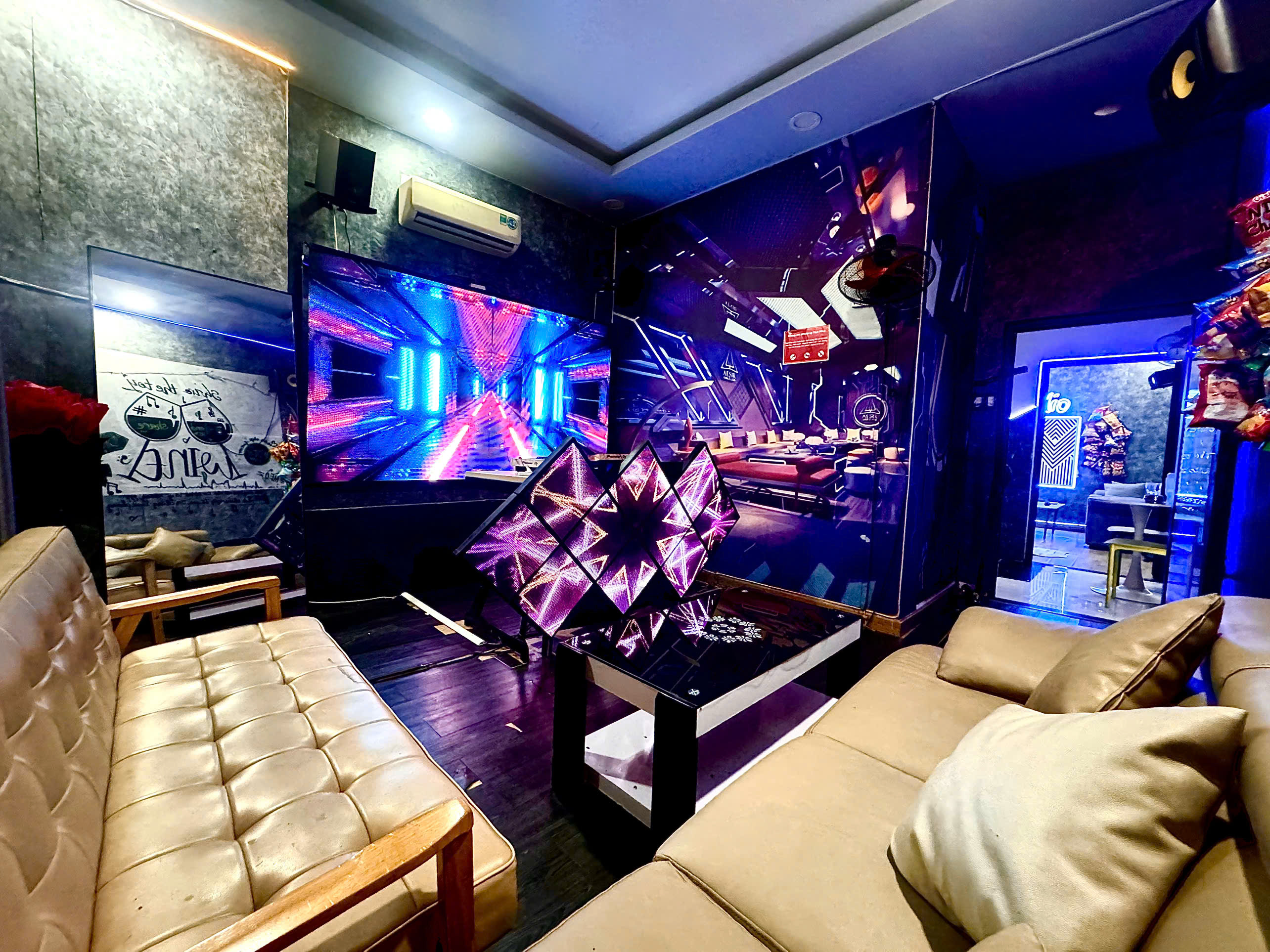 👉 Phòng học Dj như này mà ko học thì thôi tiếc hết thanh xuânnnnnnnn👉