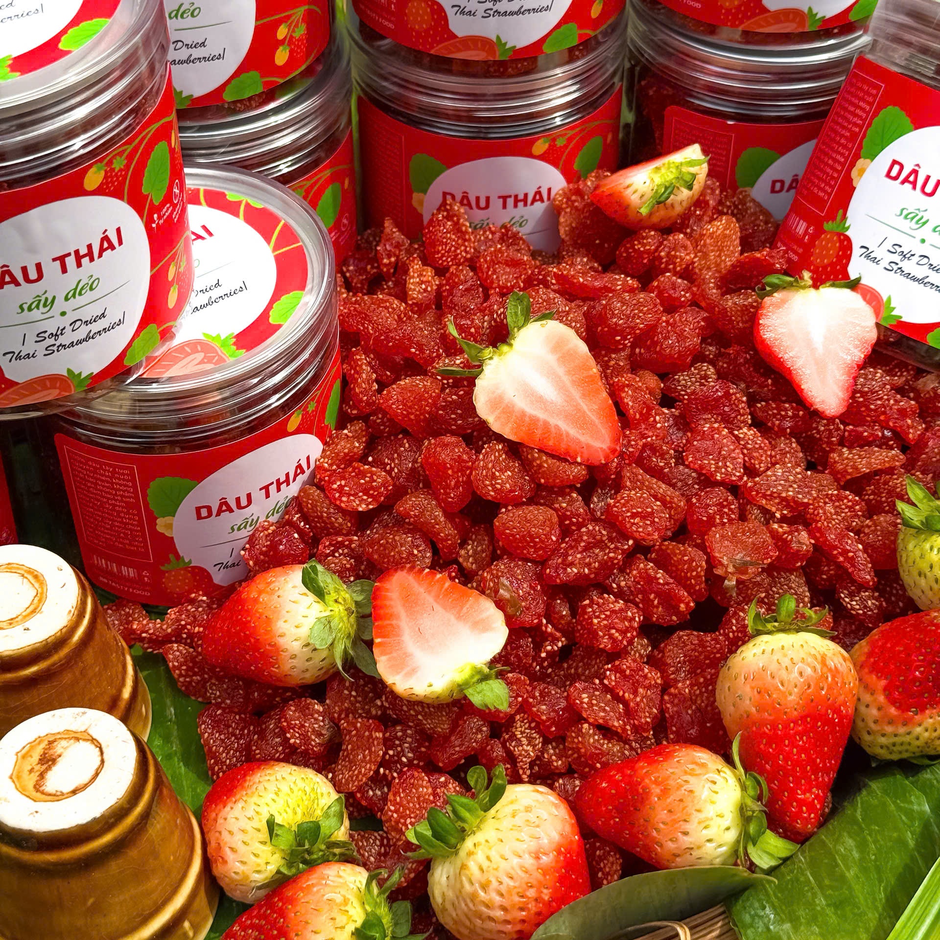 Dâu Sấy Dẻo Chuẩn Thái 🇹🇭 250gr – Chua Ngọt Hảo Hạng, Ăn Một Lần Là Ghiền