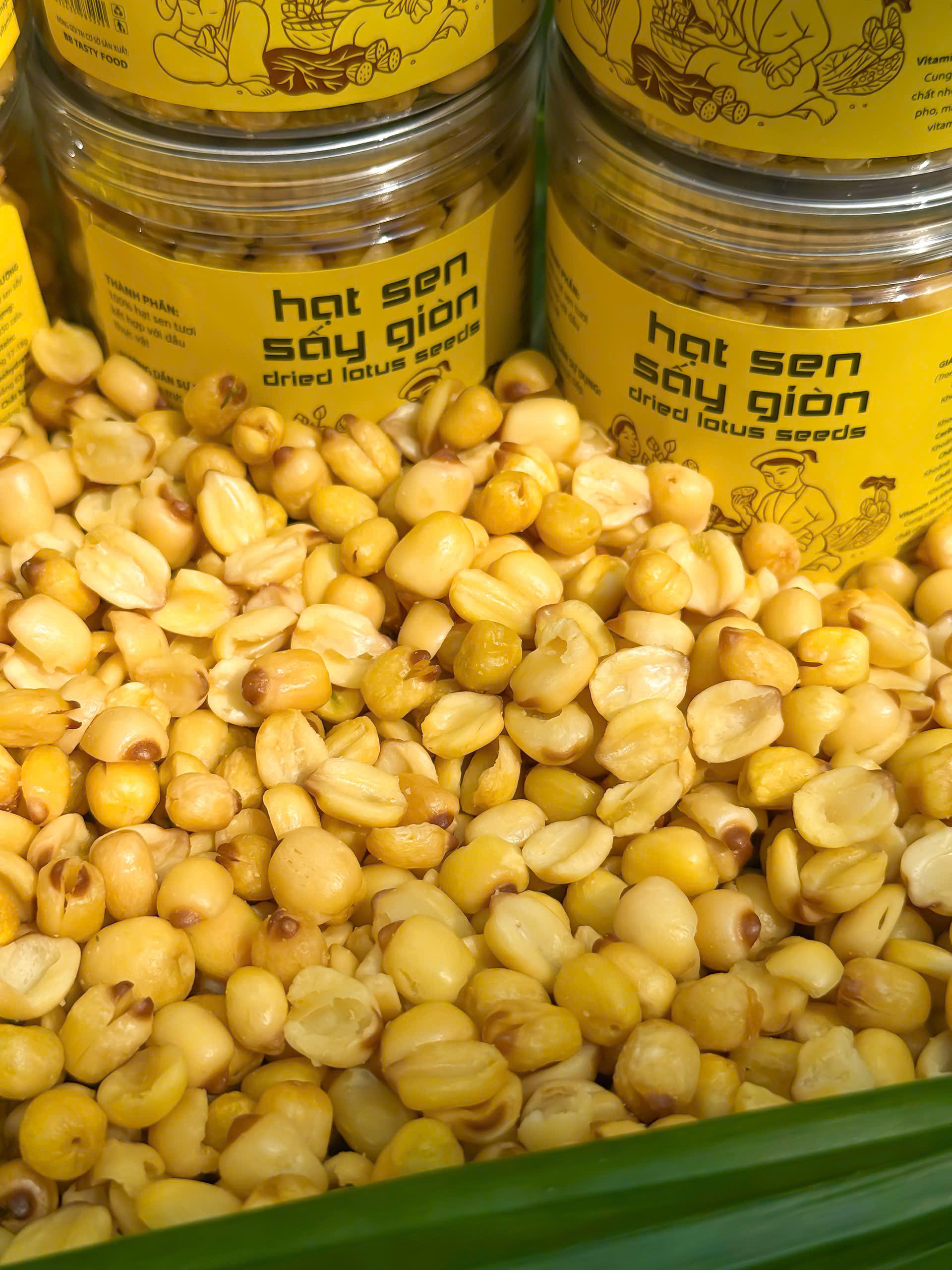 Hạt Sen Huế Sấy Giòn 200gr – Món Quà Tinh Tế Từ Cố Đô