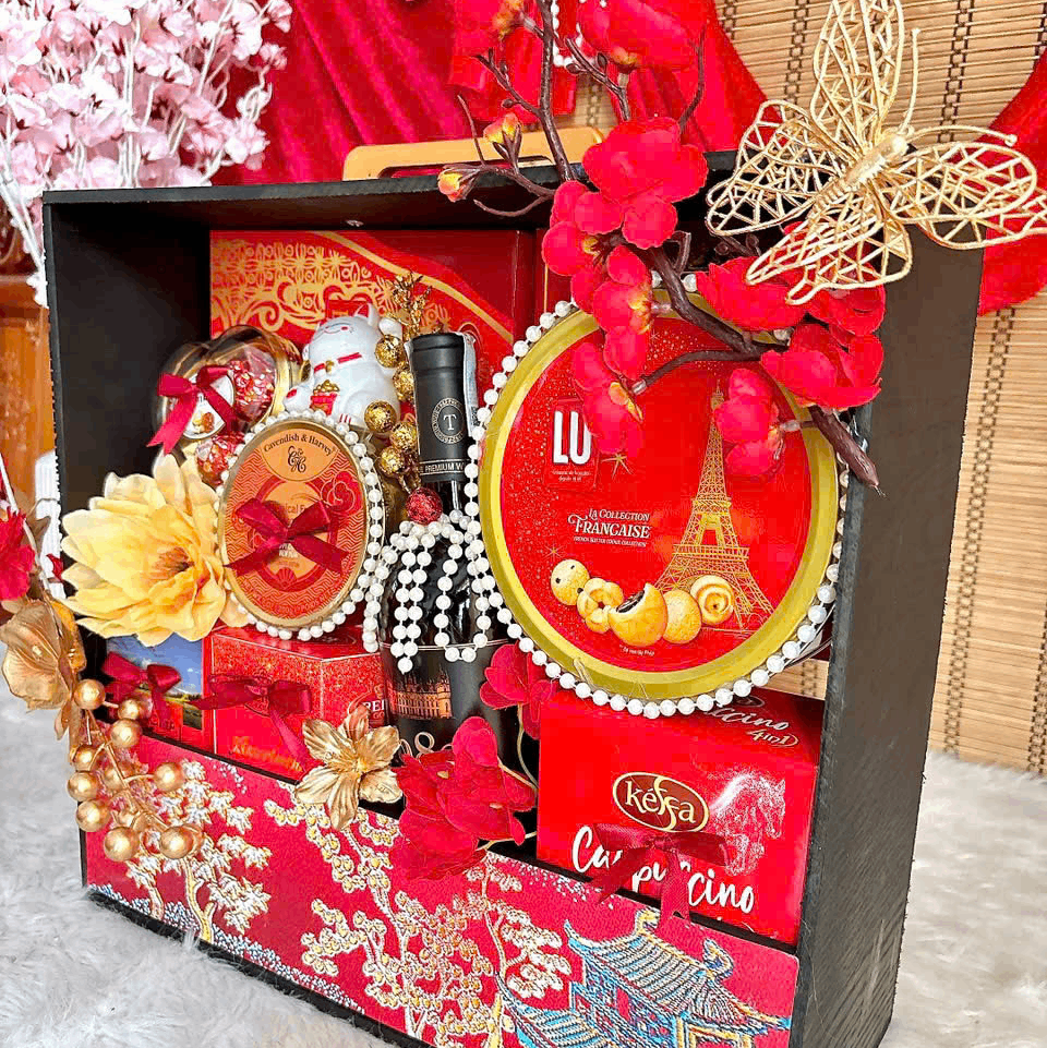 SET QUÀ TẾT KO.11 – TẾT SUM VẦY ĐONG ĐẦY HẠNH PHÚC NGÀY XUÂN (Hàng Đặt Trước 3-5 Ngày)