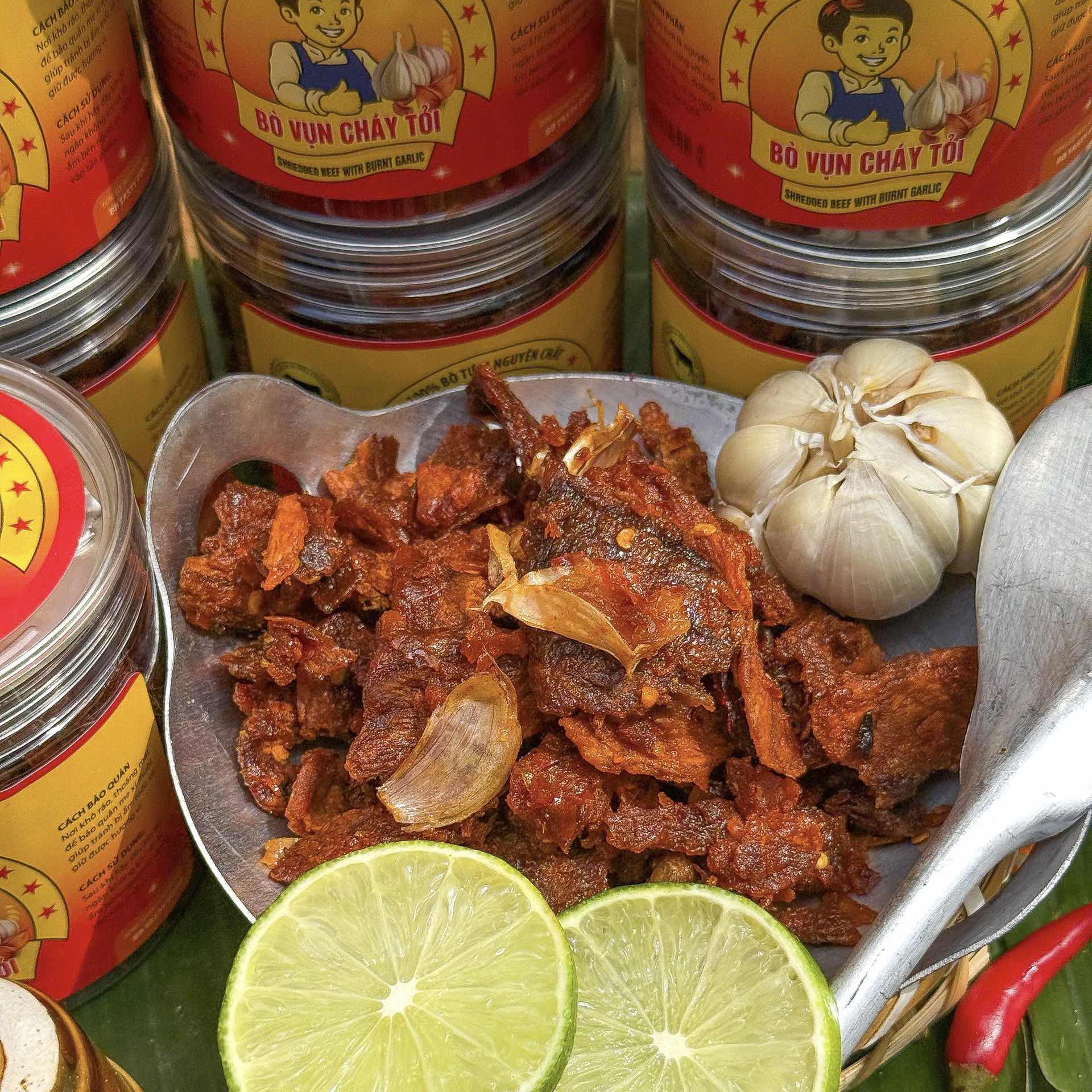 Khô Bò Vụn Cháy Tỏi 220gr – "Vụn" Nhưng Ngon & Chất, Mồi Bén Không Thể Thiếu