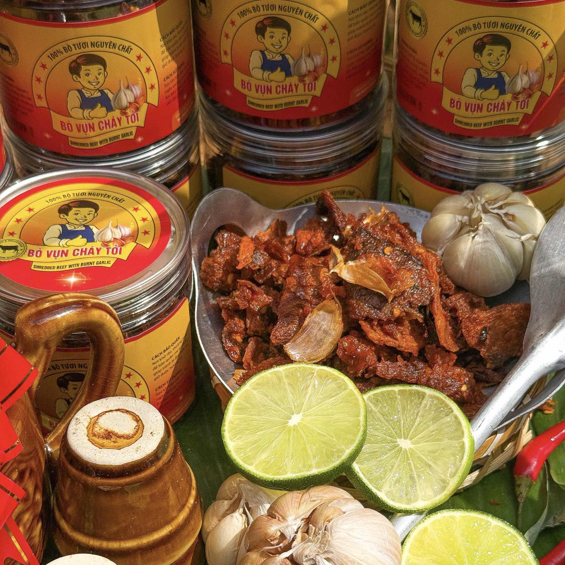 Khô Bò Vụn Cháy Tỏi 220gr – "Vụn" Nhưng Ngon & Chất, Mồi Bén Không Thể Thiếu