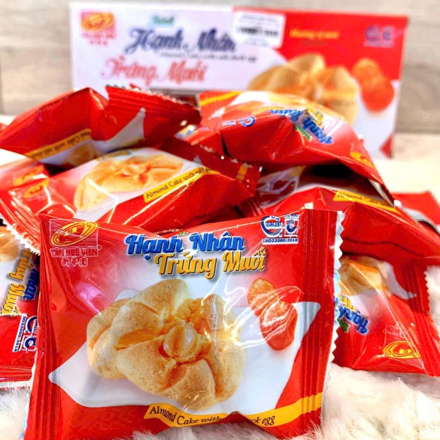 Bánh Hạnh Nhân TRỨNG MUỐI Tân Huê Viên 300gr, Đặc Sản Sóc Trăng