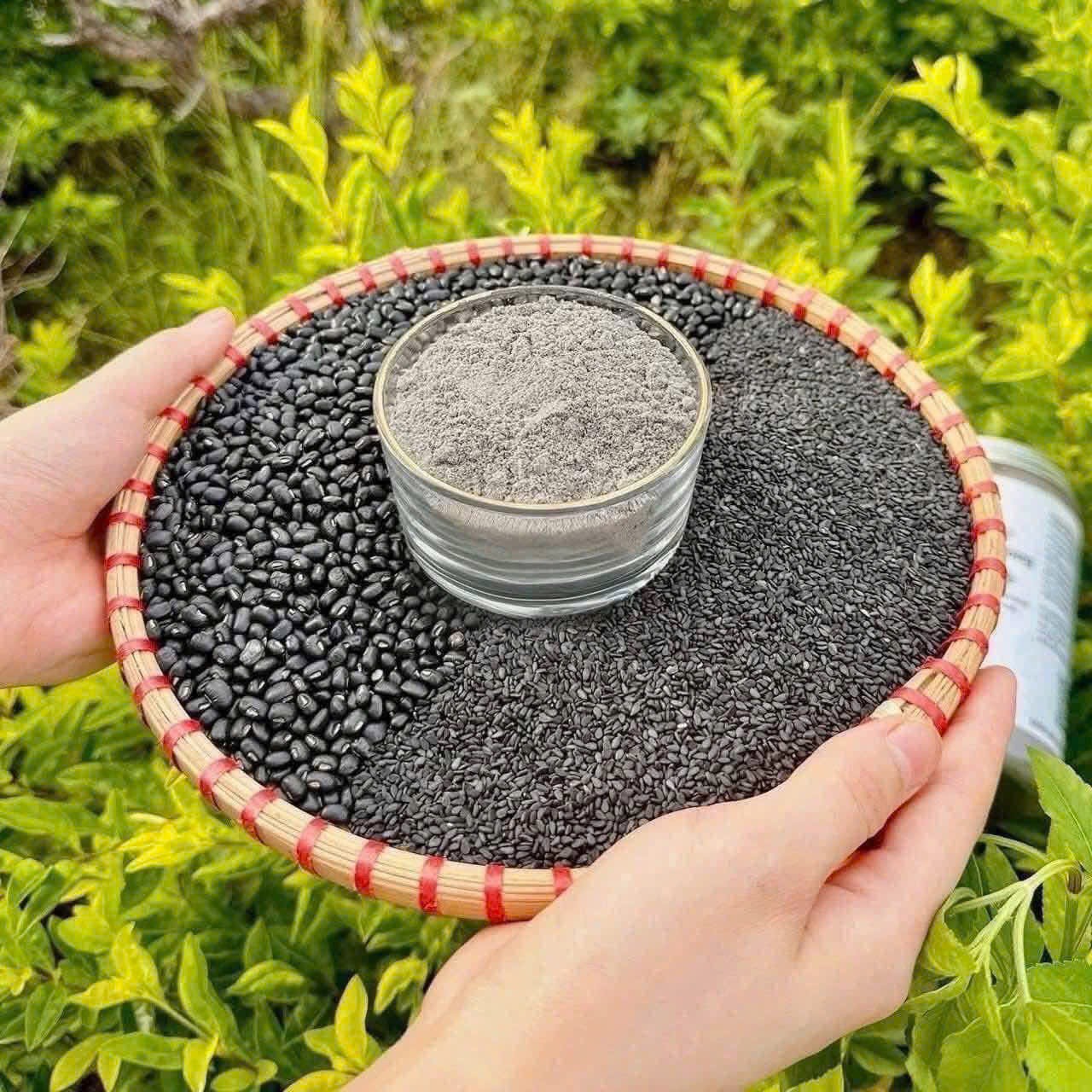 Bột Đậu Đen Mè Đen Uống Khỏe Đẹp Da - Bí Quyết Chăm Sóc Sức Khỏe & Làn Da Ngay Tại Nhà