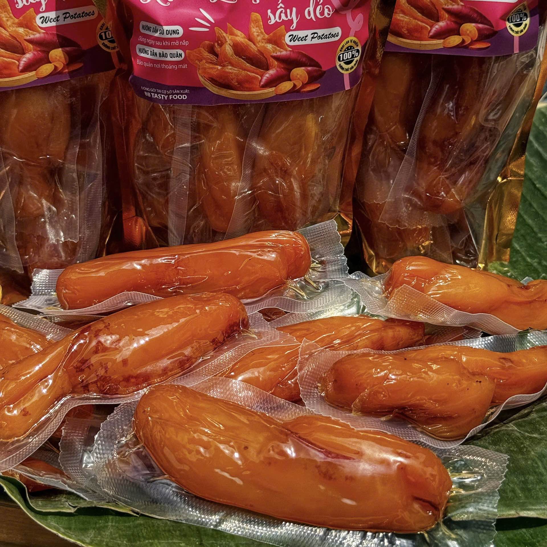Khoai Lang Mật Sấy Dẻo Nguyên Củ, Thơm Ngon, Ngọt Ngào Tự Nhiên 500gr