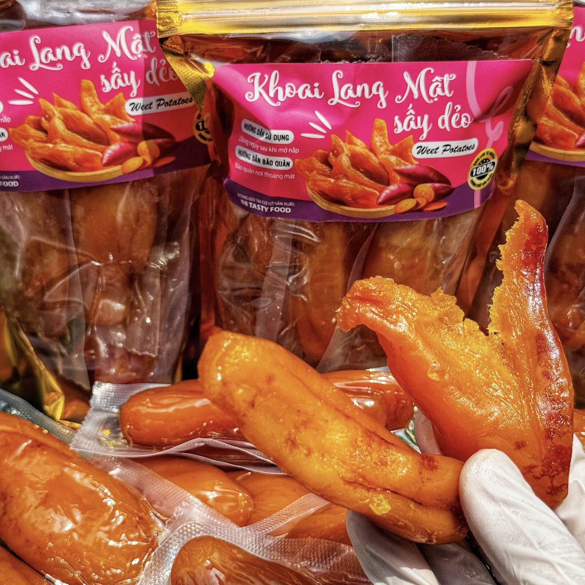 Khoai Lang Mật Sấy Dẻo Nguyên Củ, Thơm Ngon, Ngọt Ngào Tự Nhiên 500gr