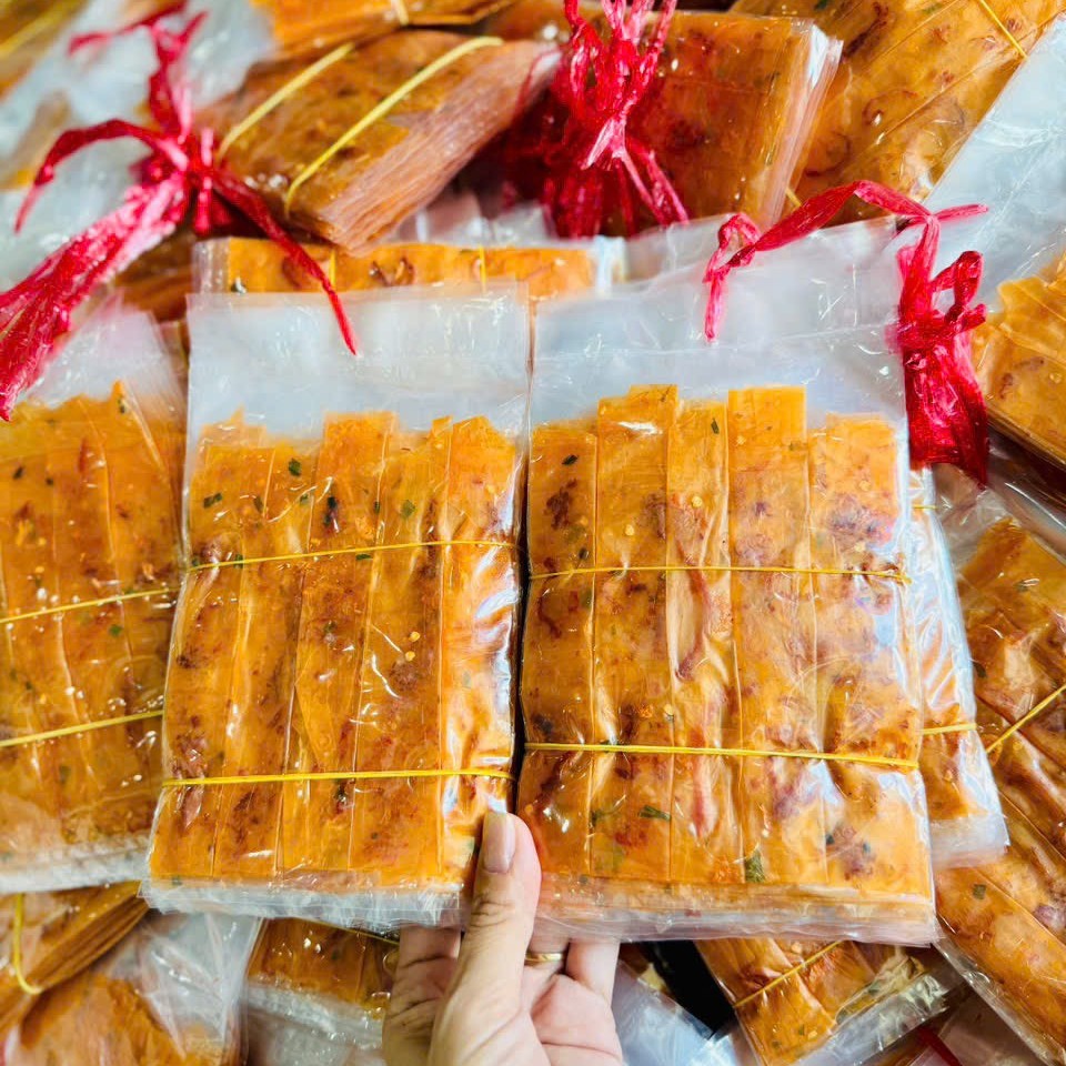 Set 10 Gói Bánh Tráng Tôm Dẻo Cuộn Khô Bò Sợi Hành Phi Siêu Cuốn