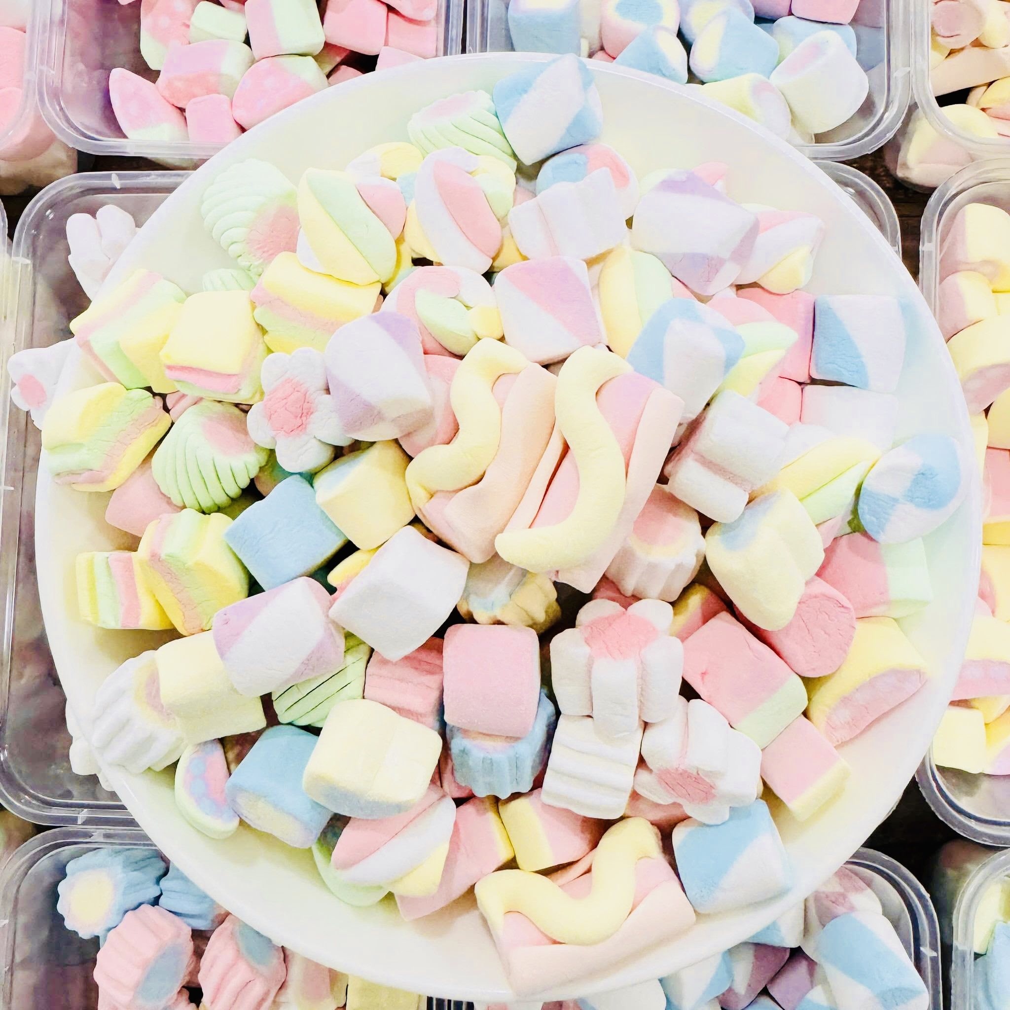 Kẹo Bông Marshmallow 280gr – Món Ăn Vặt Hot Trend Cho Mọi Lứa Tuổi