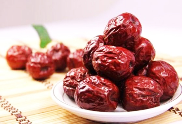 Táo Đỏ Khô Hàn Quốc 1000gr – Món Quà "Thượng Hạng" Từ Thiên Nhiên