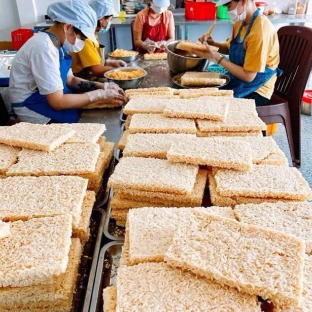 Cơm Cháy Chà Bông Tiến Vua Cao Cấp Siêu Ngon - Ăn Vặt Api Food