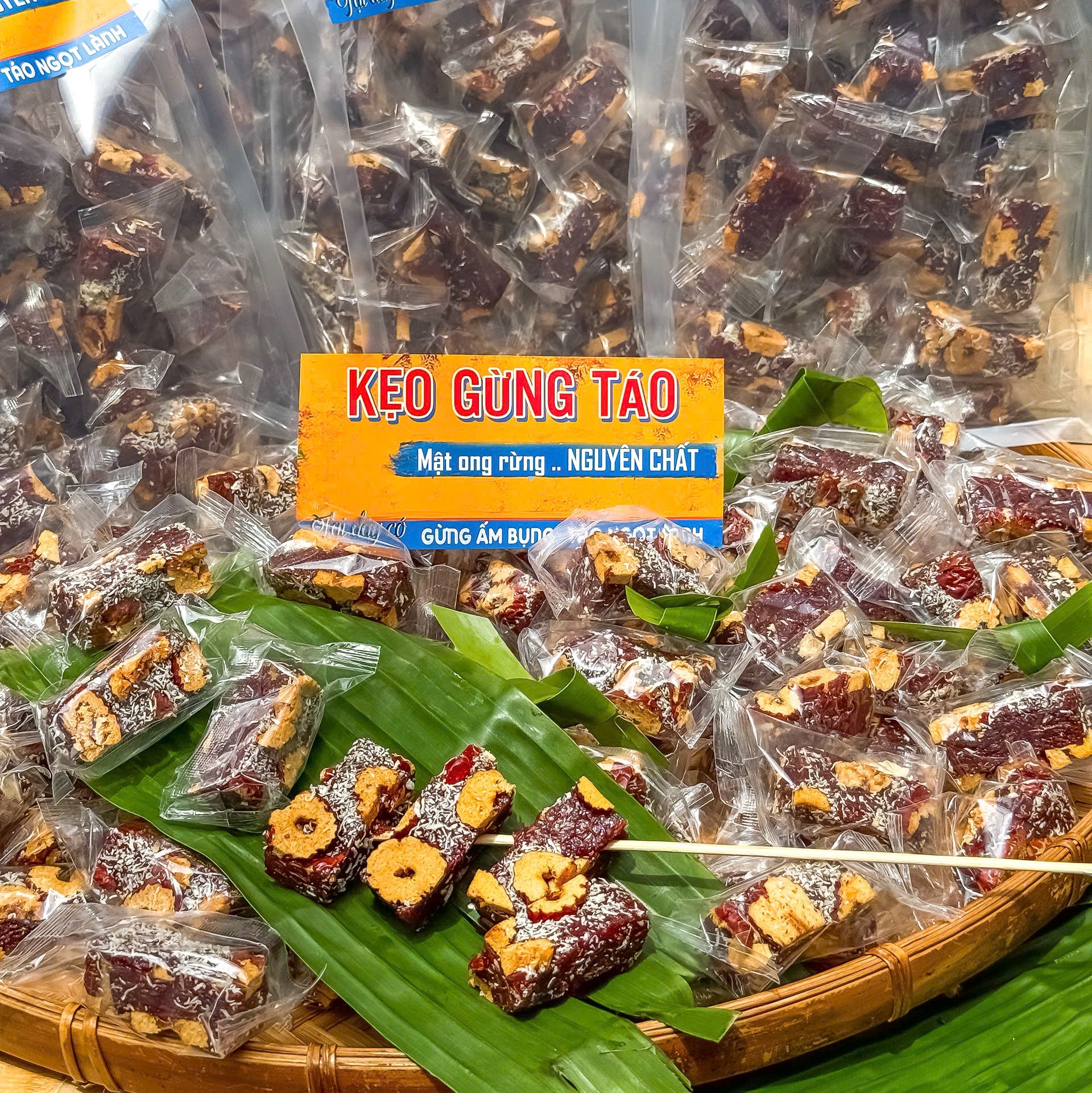 Kẹo Gừng Táo Đỏ Mật Ong Thơm Ngon Mềm Dẻo, Giữ Ấm Cơ Thể