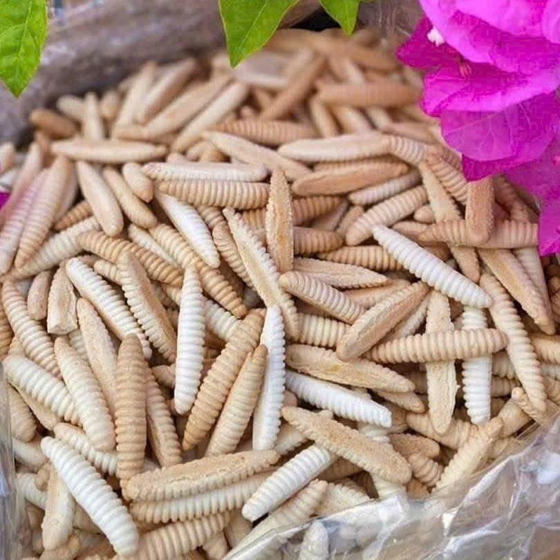 Bánh Đuông Dừa Sầu Riêng Tuổi Thơ Ngọt Ngào Thơm Ngon 350gr