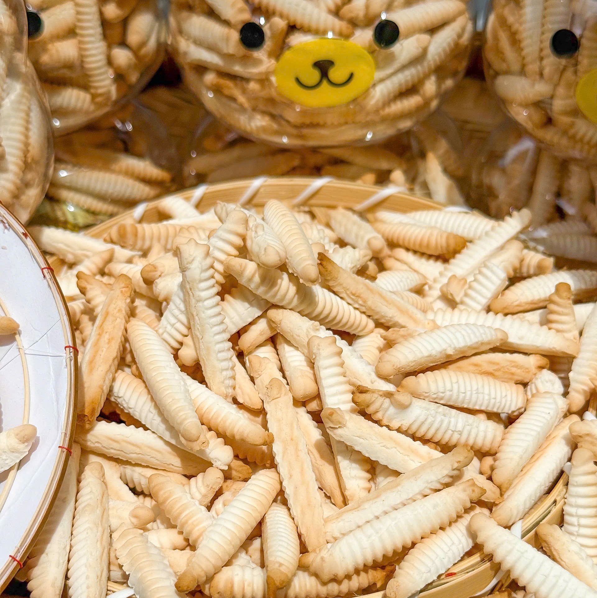 Bánh Đuông Dừa Sầu Riêng Tuổi Thơ Ngọt Ngào Thơm Ngon 350gr