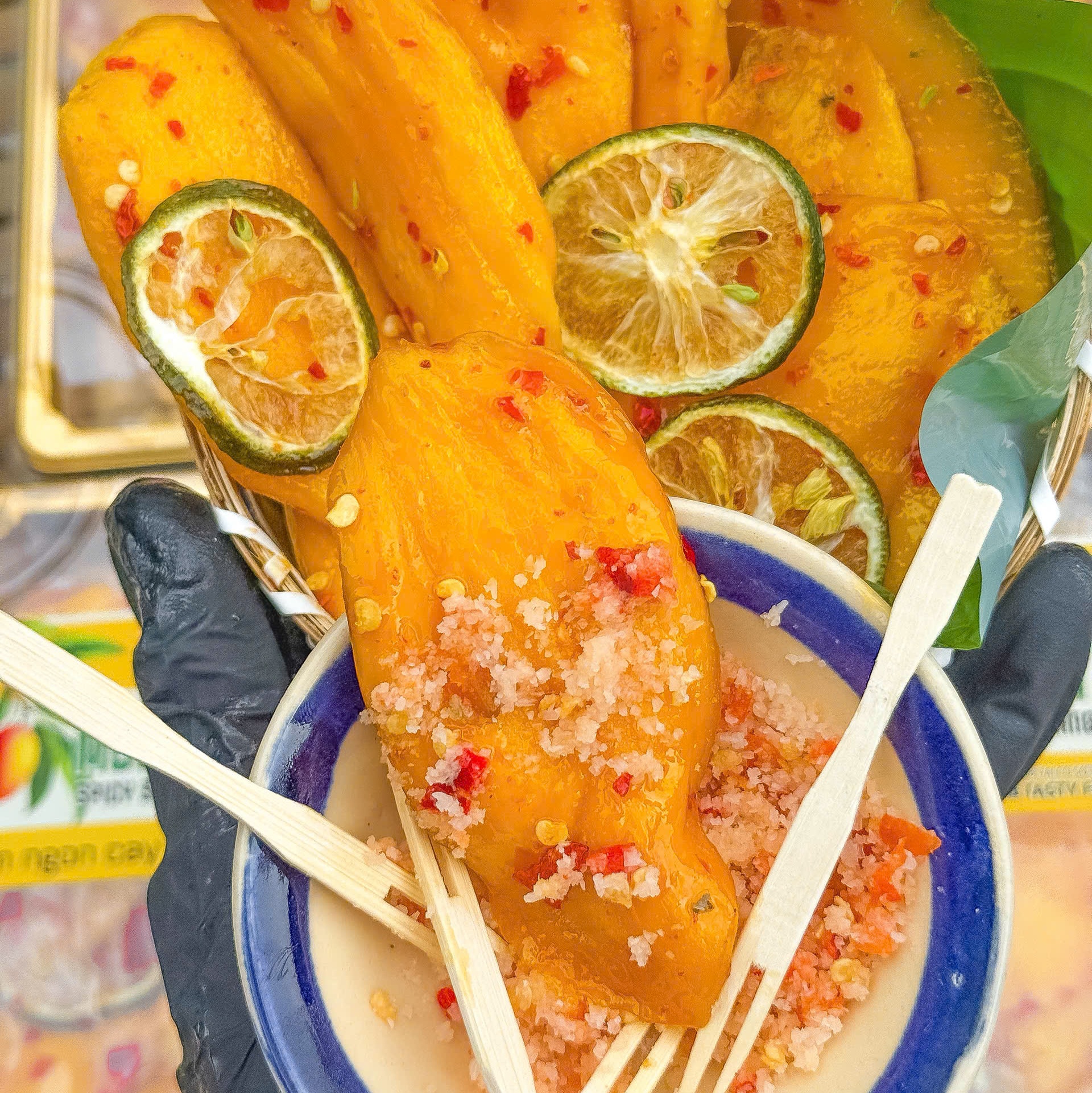 Xoài Lắc Muối Ớt Chanh Cay Mặn Ngọt, Chua Chua, Giòn Giòn Siêu Ngon 400gr