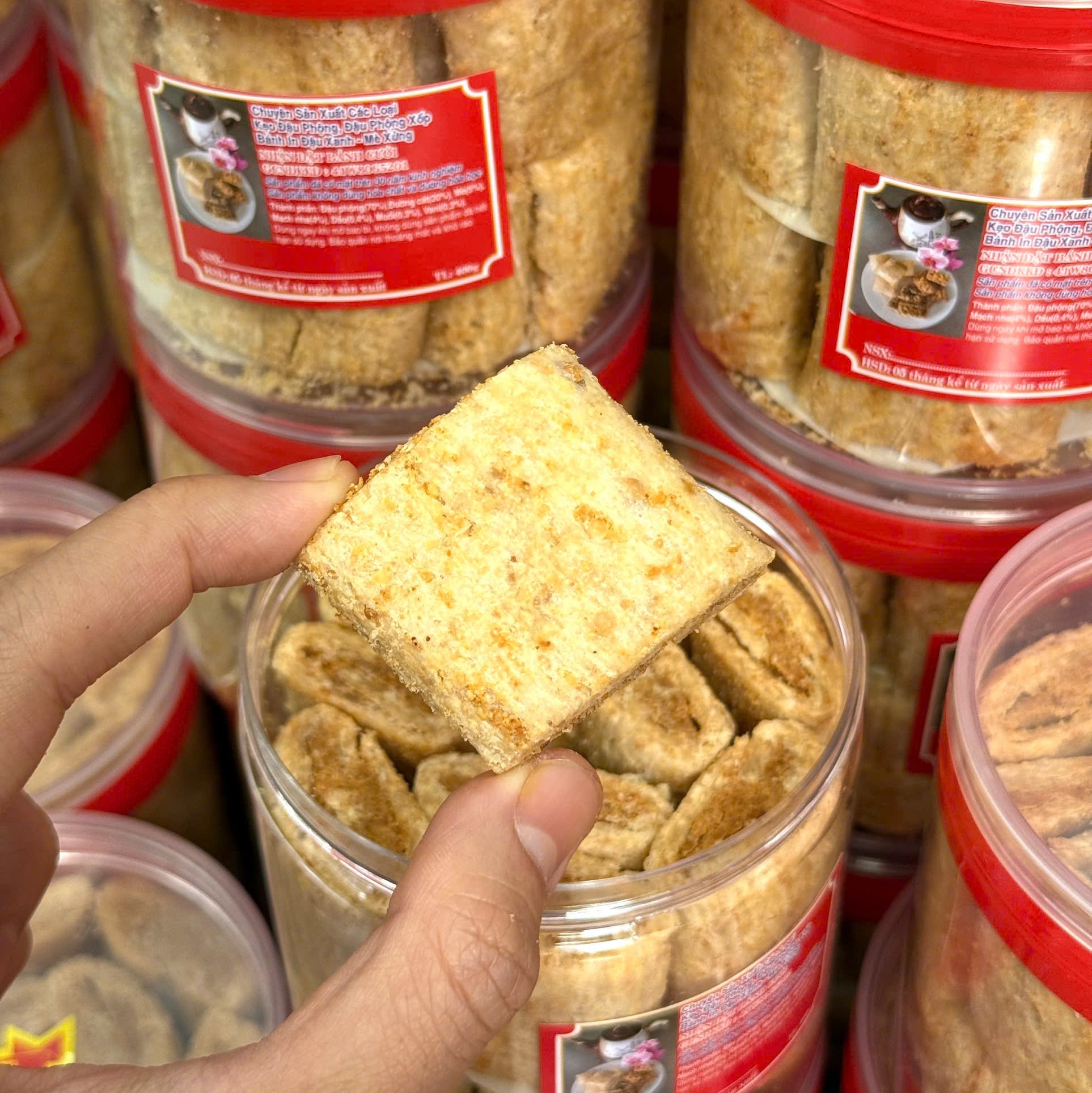 Kẹo Đậu Phộng Giòn Xốp, Béo Bùi, Ngọt Ngào Chuẩn Vị Truyền Thống 400gr