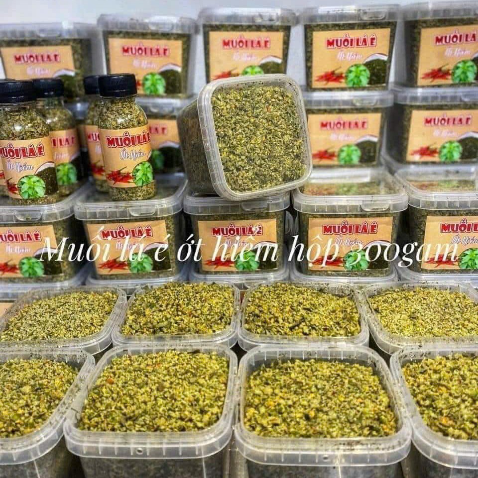 MUỐI LÁ É ỚT HIỂM 300gr – Vị Cay Thơm Độc Lạ, Đặc Sản Tăng Vị Cho Mọi Món Ăn!