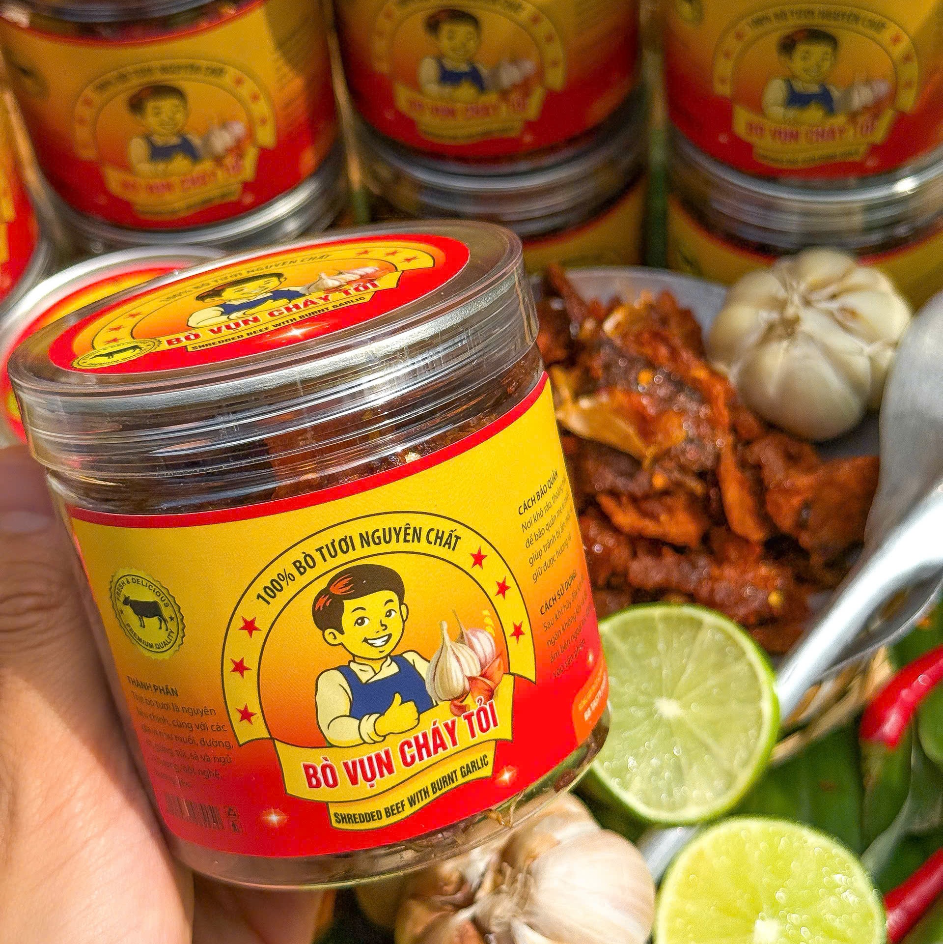 Khô Bò Vụn Cháy Tỏi 220gr – "Vụn" Nhưng Ngon & Chất, Mồi Bén Không Thể Thiếu