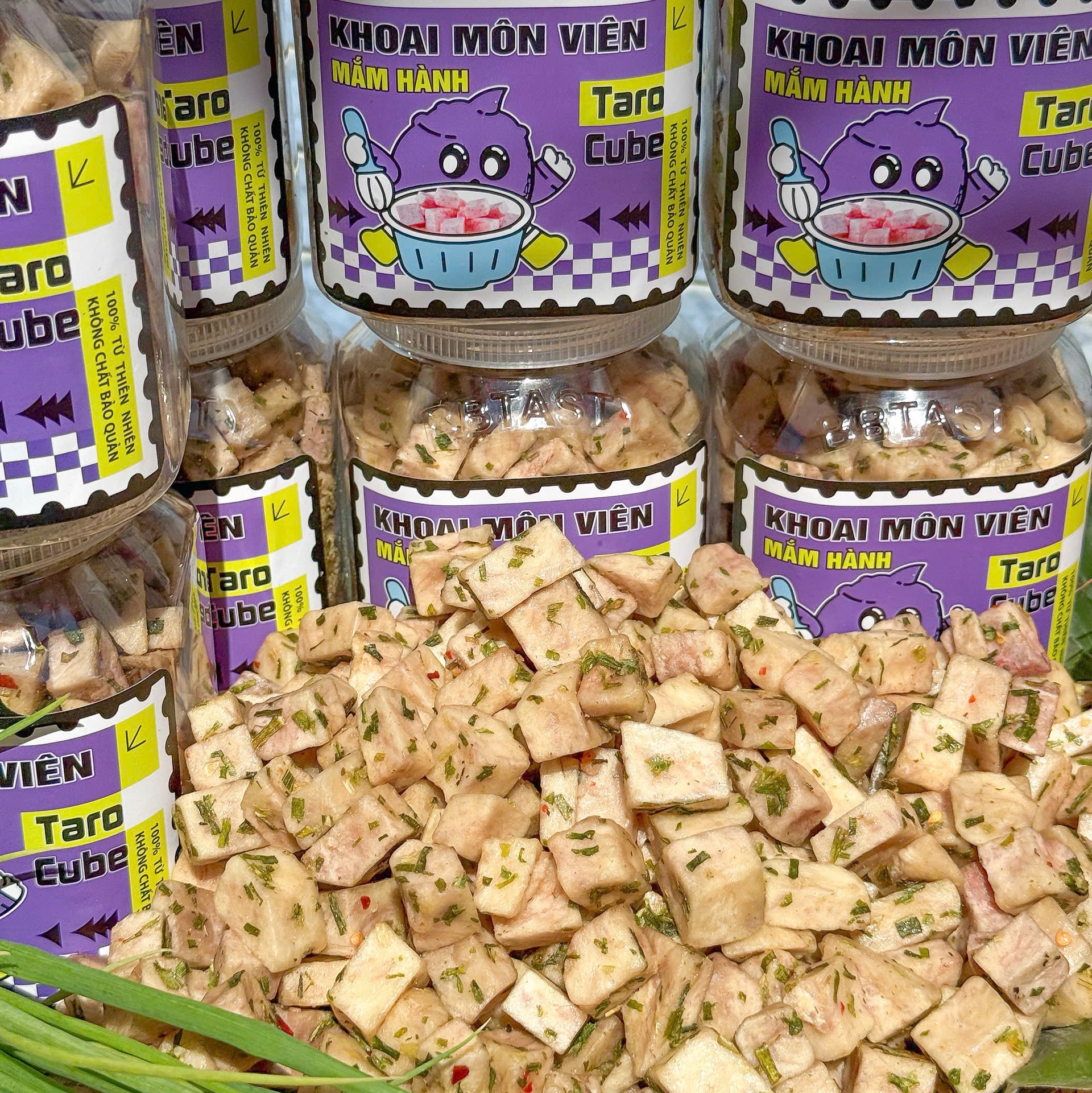 Khoai Môn Viên Cube Sấy Mắm Hành 400gr – Giòn Rụm, Đậm Đà, Ăn Là "Dính"