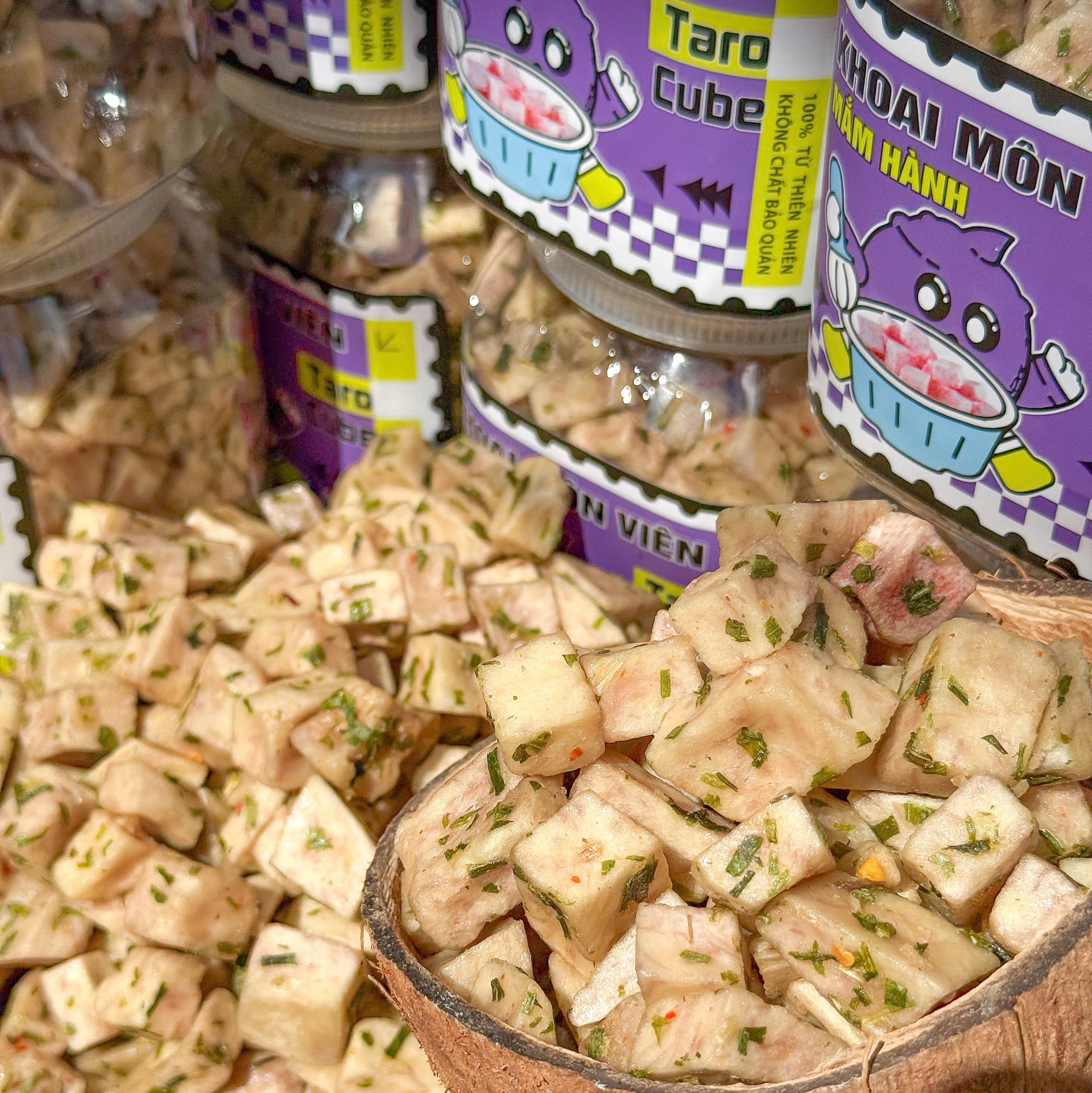 Khoai Môn Viên Cube Sấy Mắm Hành 400gr – Giòn Rụm, Đậm Đà, Ăn Là "Dính"