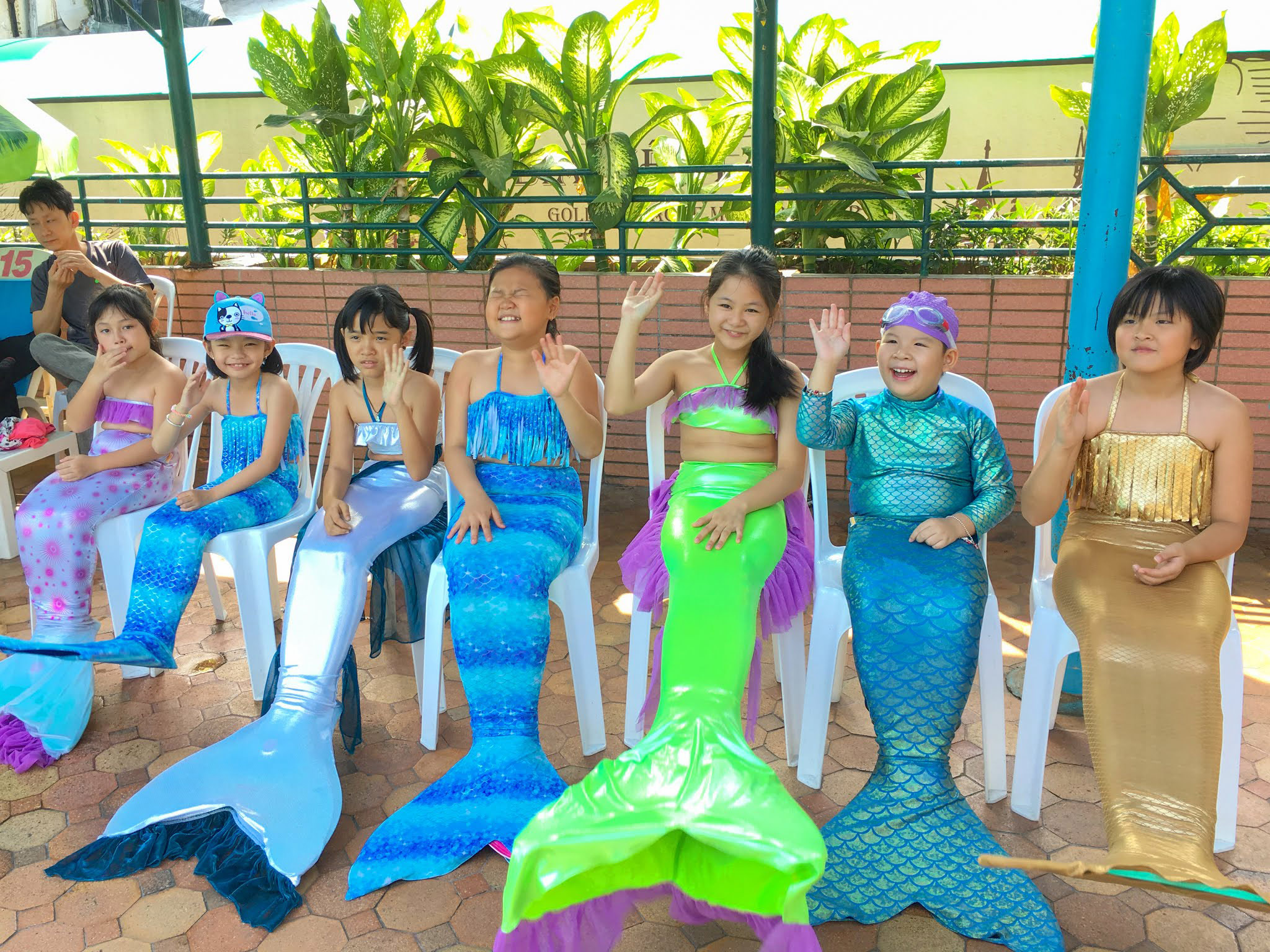 Chương trình lặn chàng tiên cá Tiutac hợp tác với các nàng tiên cá Padi và Ssi trên thế giới