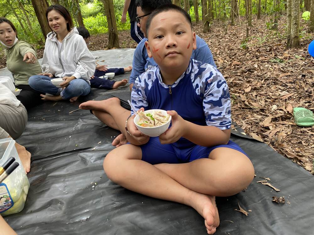 Trẻ em thích ăn cháo gà nấm