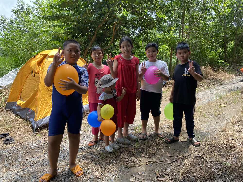 Đội về nhì khi giữ bóng bằng bụng