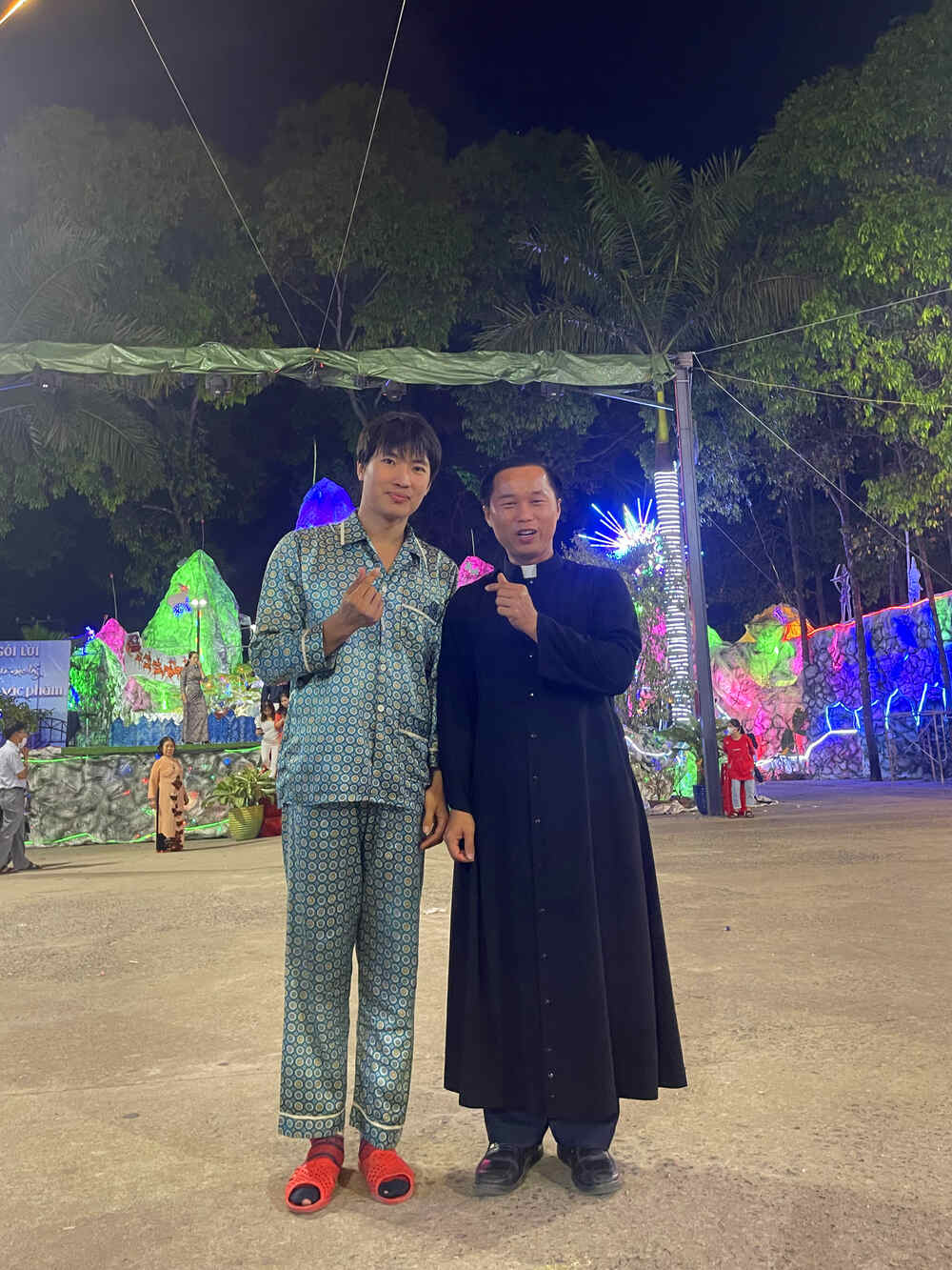 Tiun gieo duyên với đức cha 2022 kêu gọi mọi người yêu thương bảo vệ động vật hoang dã